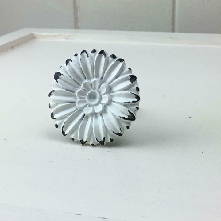 Antique White Daisy Knob