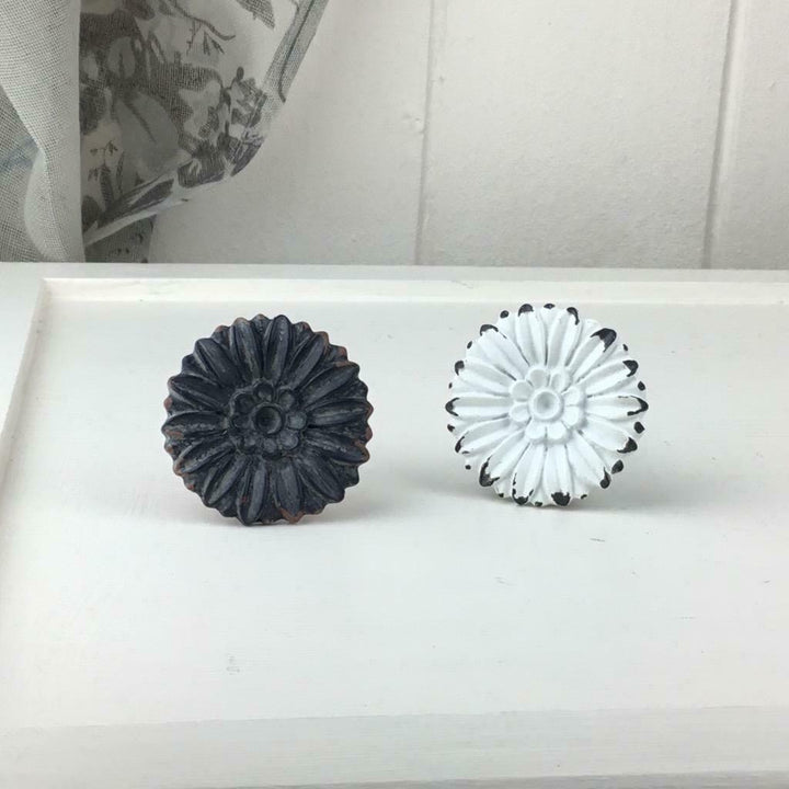 Antique Black Daisy Knob