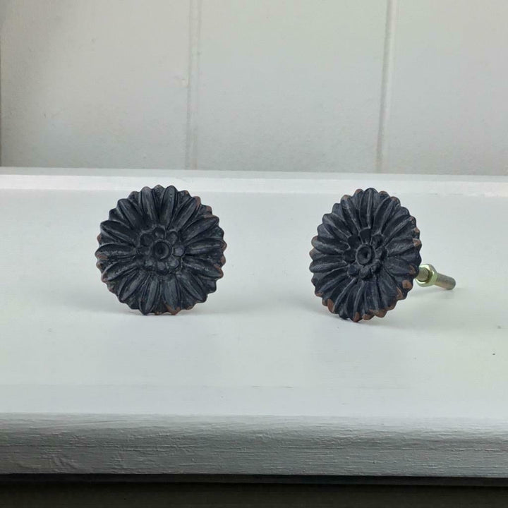 Antique Black Daisy Knob
