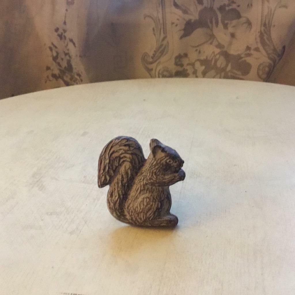 Country Squirrel Knob Drawer Door Knob