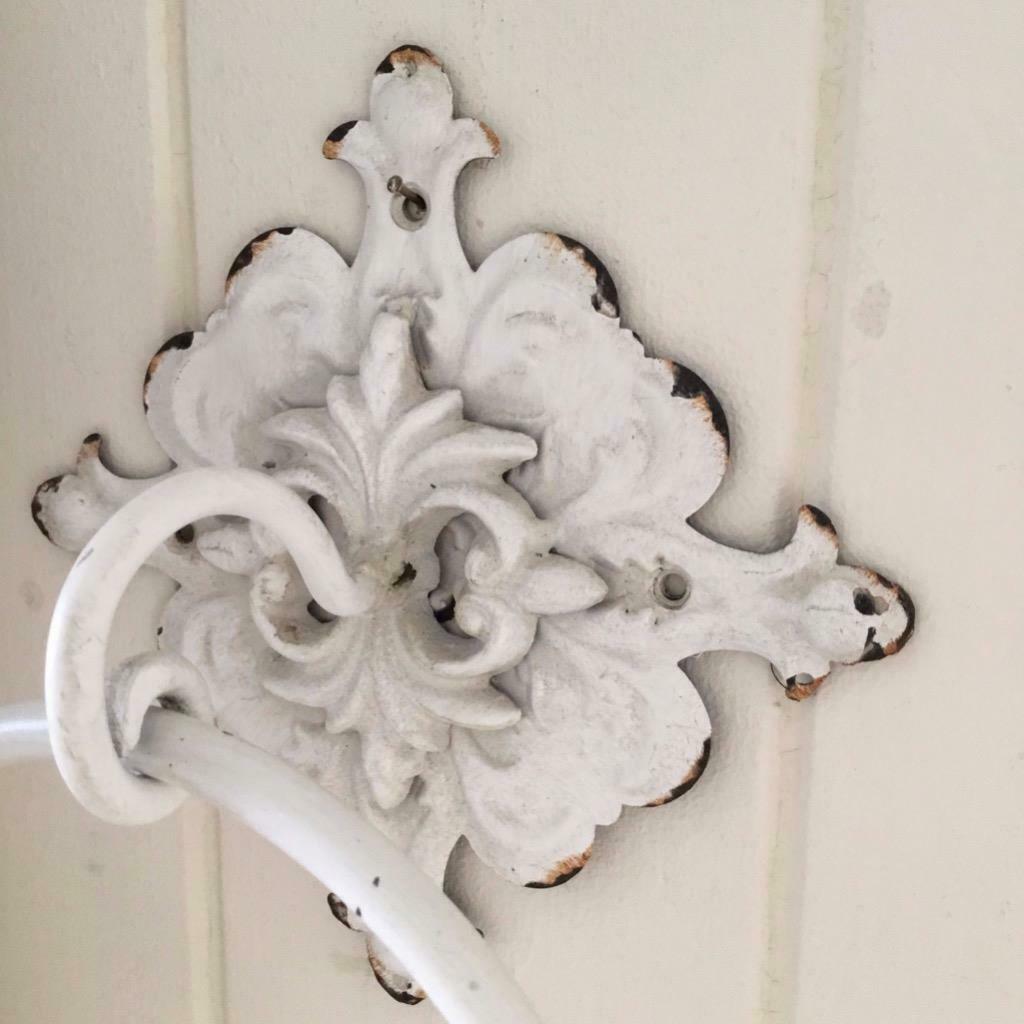 French Style Ornate Towel Ring