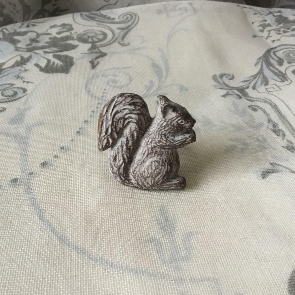 Country Squirrel Knob Drawer Door Knob