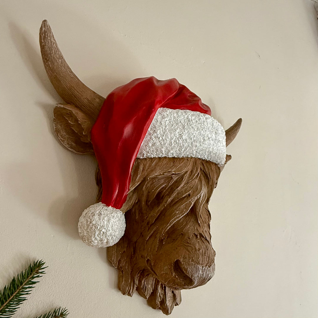 Highland Cow Christmas Wall Decoration
