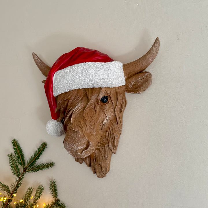 Highland Cow Christmas Wall Decoration