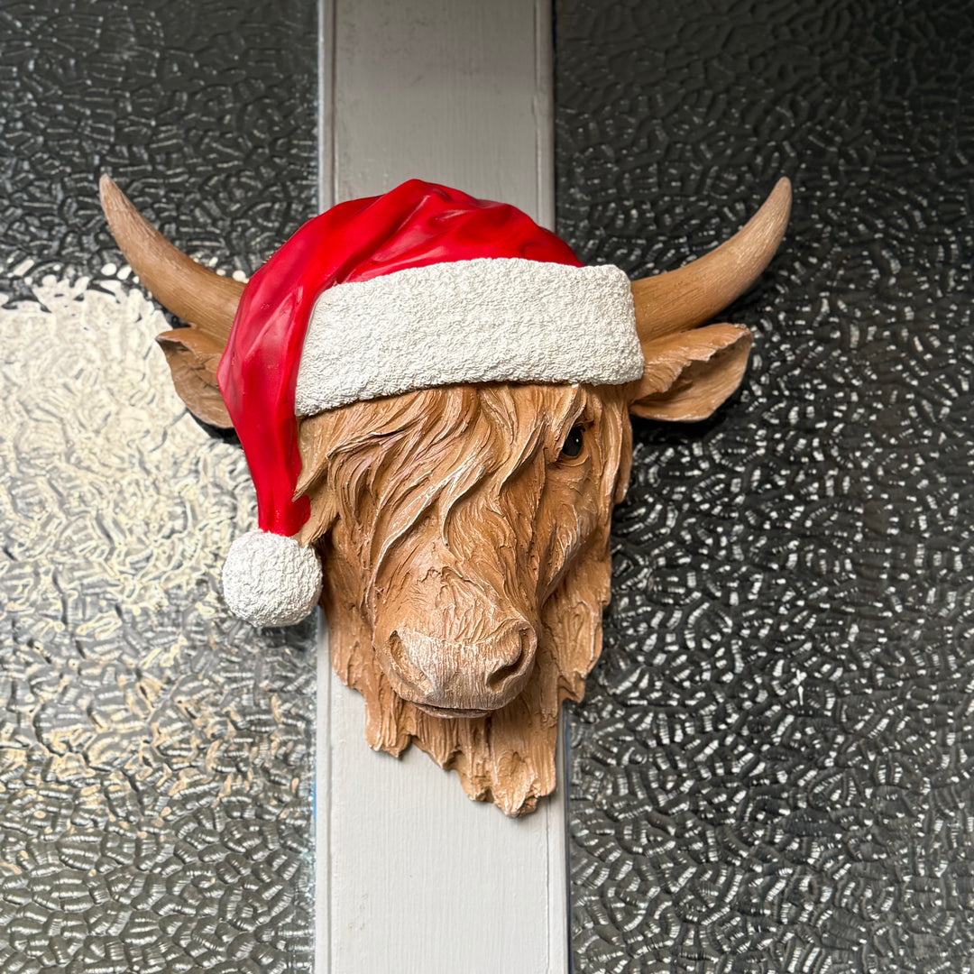 Highland Cow Christmas Wall Decoration
