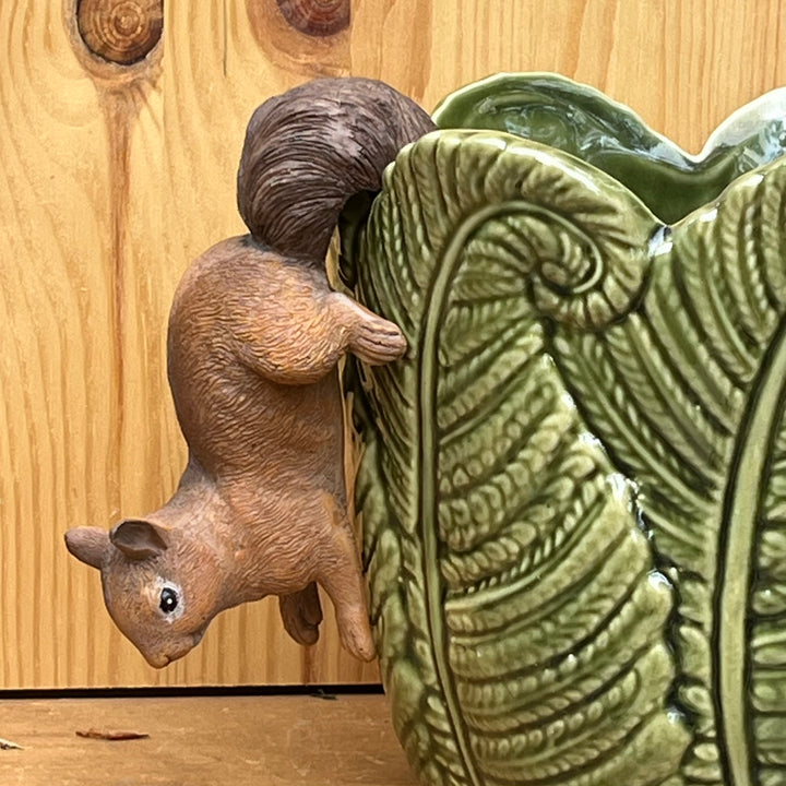 Squirrel Pot Hanger