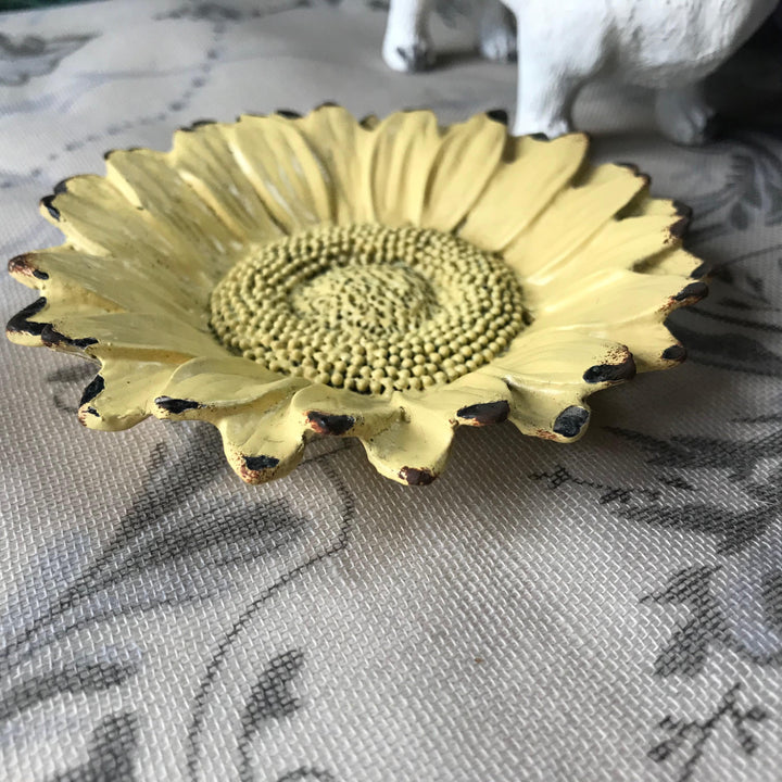 Daisy Jewellery Trinket Dish