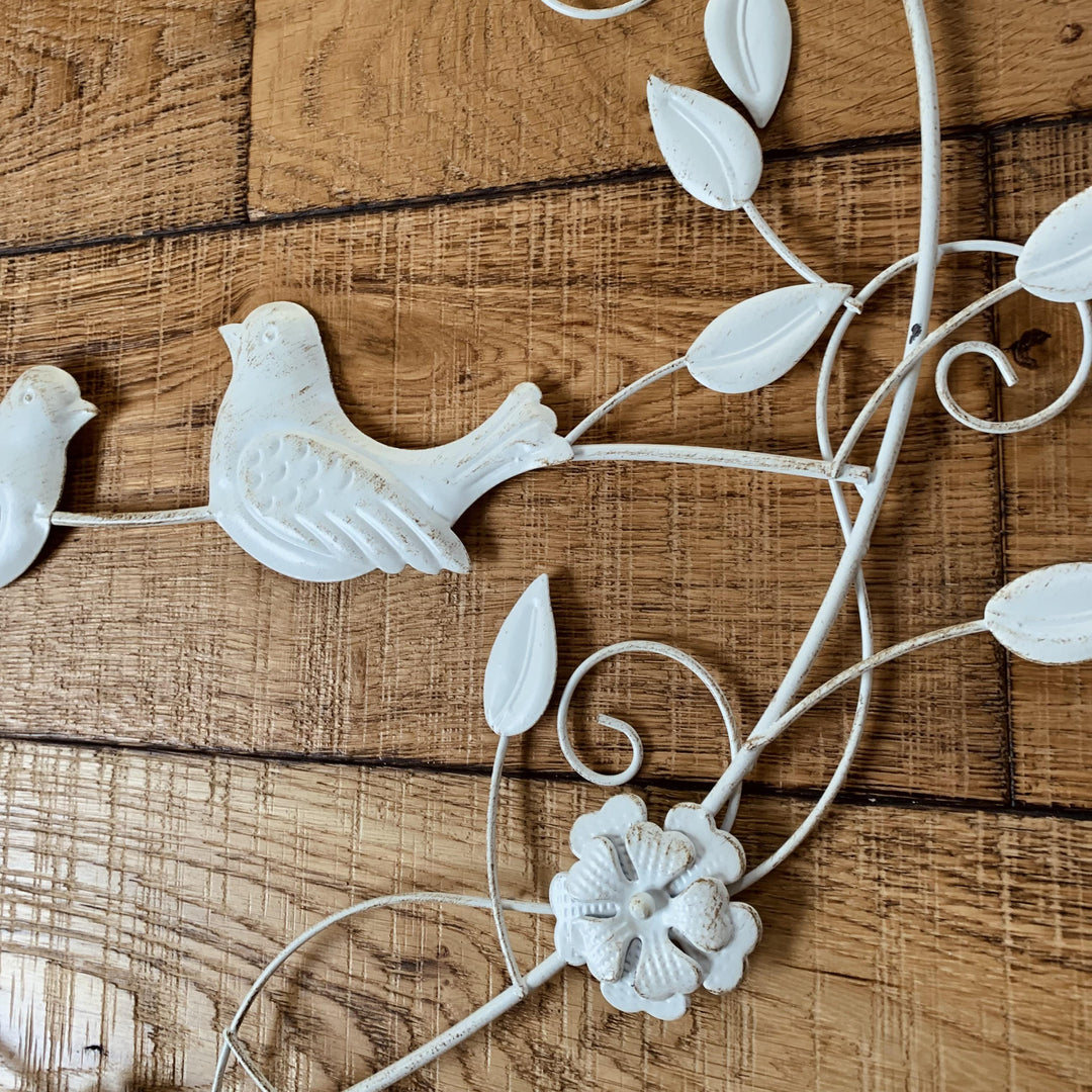 Large Metal Decorative Heart Wreath | 2 Birds | Cream
