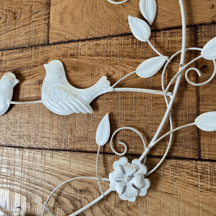 Large Metal Decorative Heart Wreath | 2 Birds | Cream