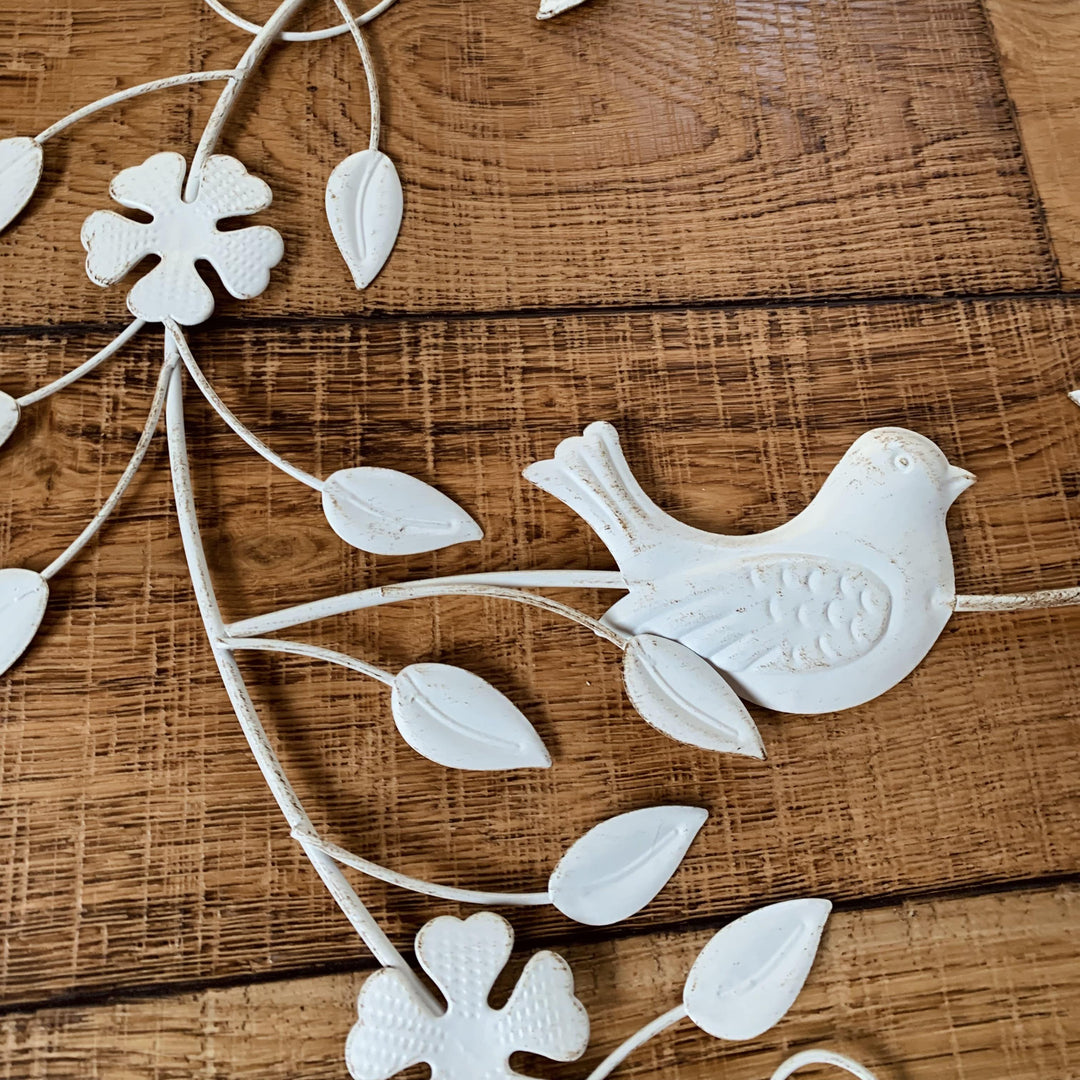 Large Metal Decorative Heart Wreath | 2 Birds | Cream