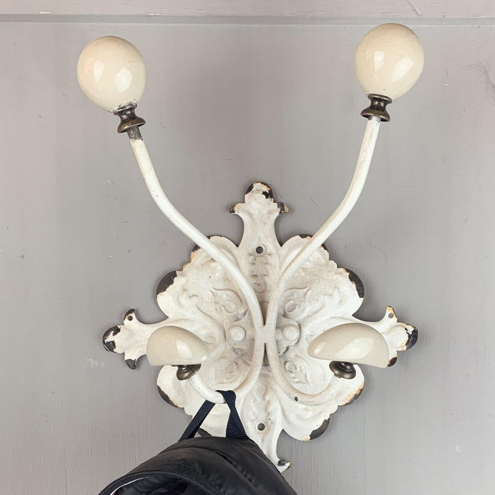 Antique Style 4 Hooks Wall Mount
