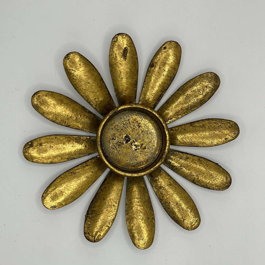 Gold Daisy T Light Candleholder
