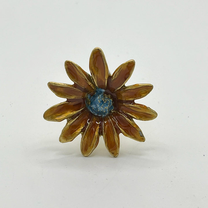 Orange Daisy Flower Knob