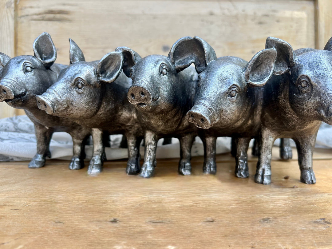 Vintage Hare Silver Pigs Planter, antique silver finish, resin, holding plants or succulents.
